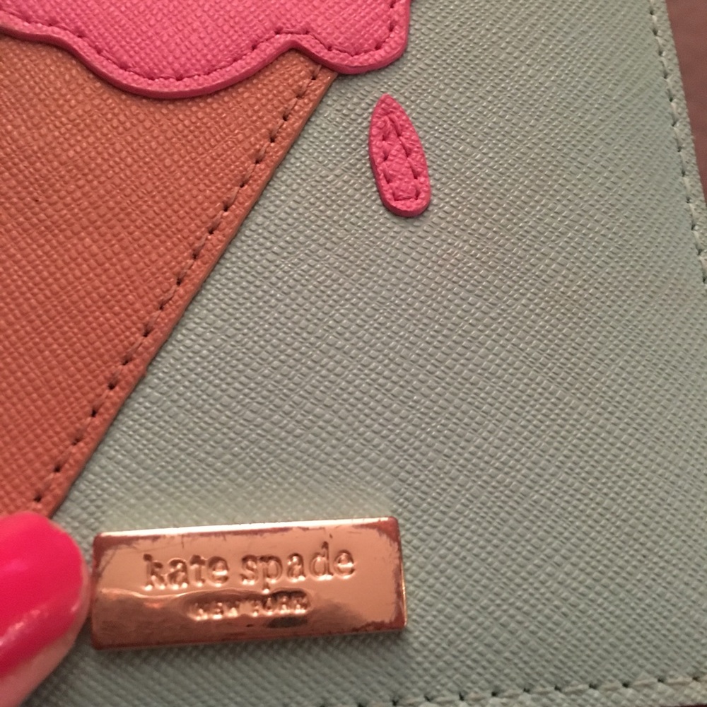 Kate spade rare price firm! ๐ - Picture 3 of 5